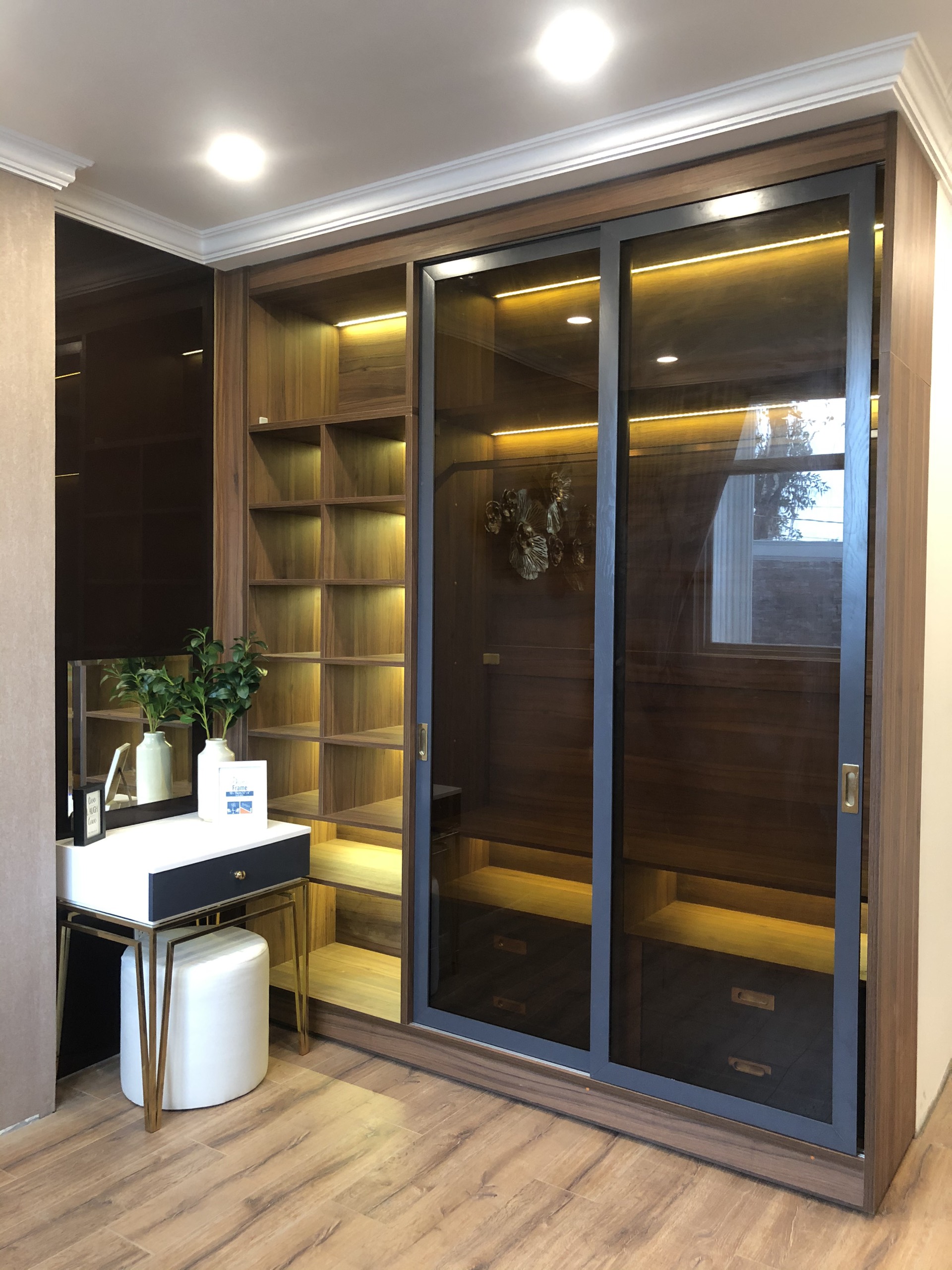 thiết kế tủ quần áo