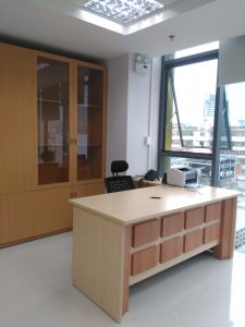 phong thủy bàn làm việc