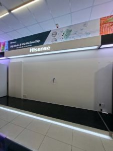 mau-ke-trung-bay-tu-lanh